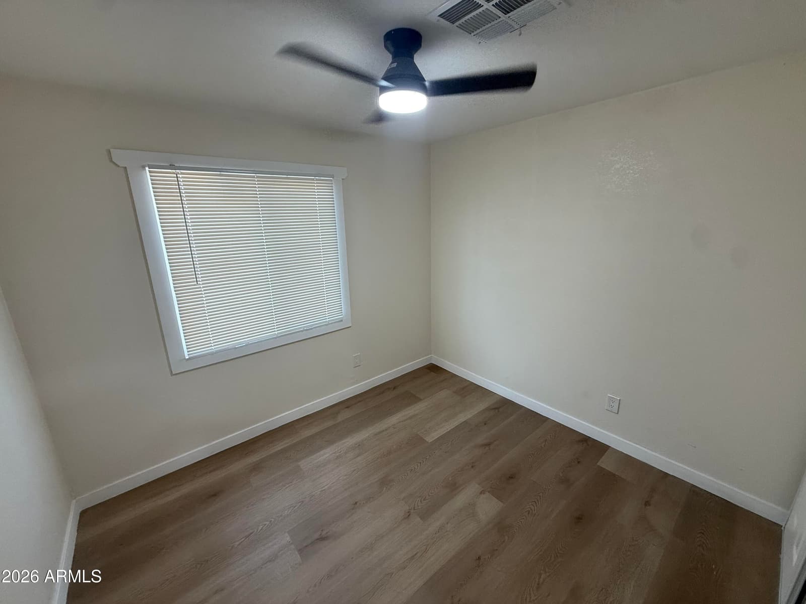 3436 E ACOMA Drive, Phoenix, AZ 85032 — photo 4 of 4