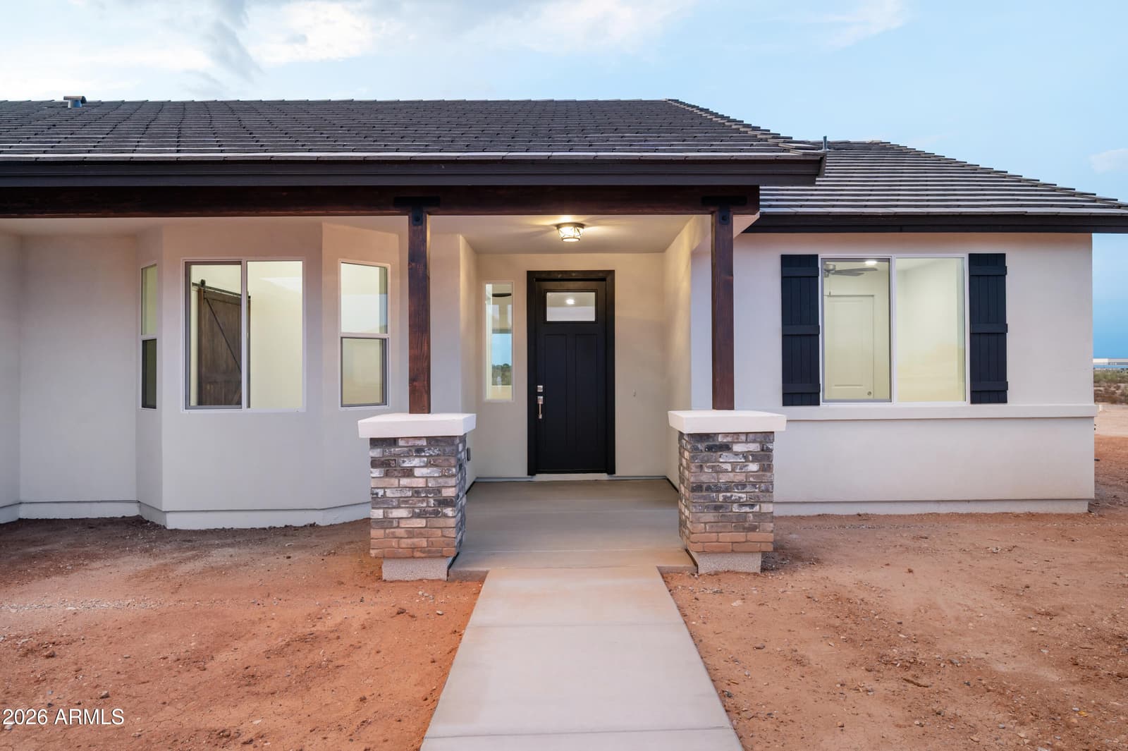 1912 W BROOKE Lane W, San Tan Valley, AZ 85144 — photo 2 of 25