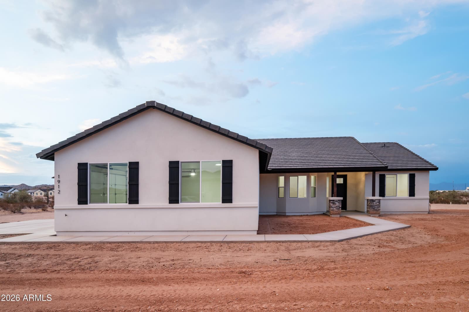 1912 W BROOKE Lane W, San Tan Valley, AZ 85144 — photo 1 of 25