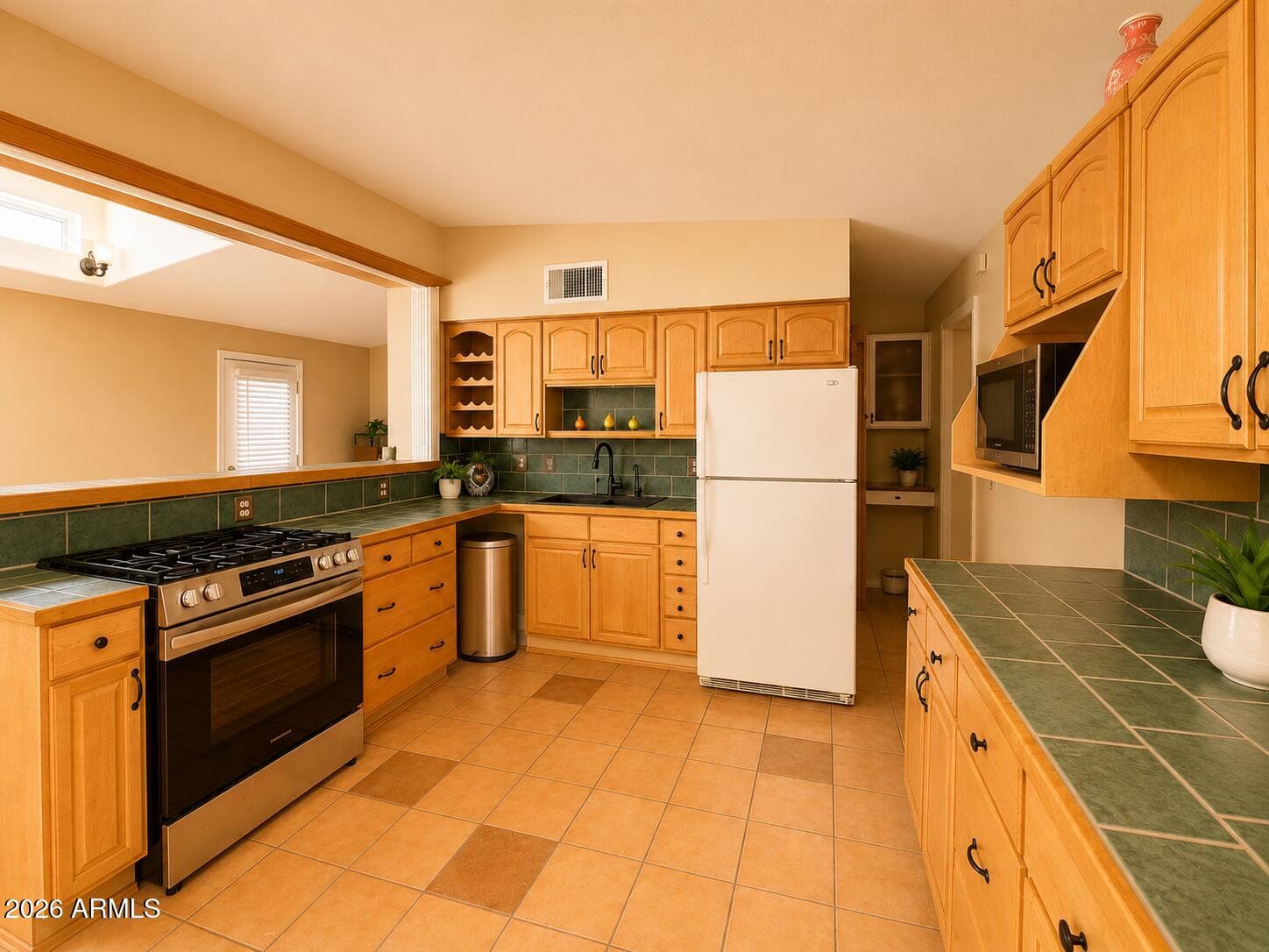 7105 E ASPEN Avenue, Mesa, AZ 85208 — photo 10 of 28