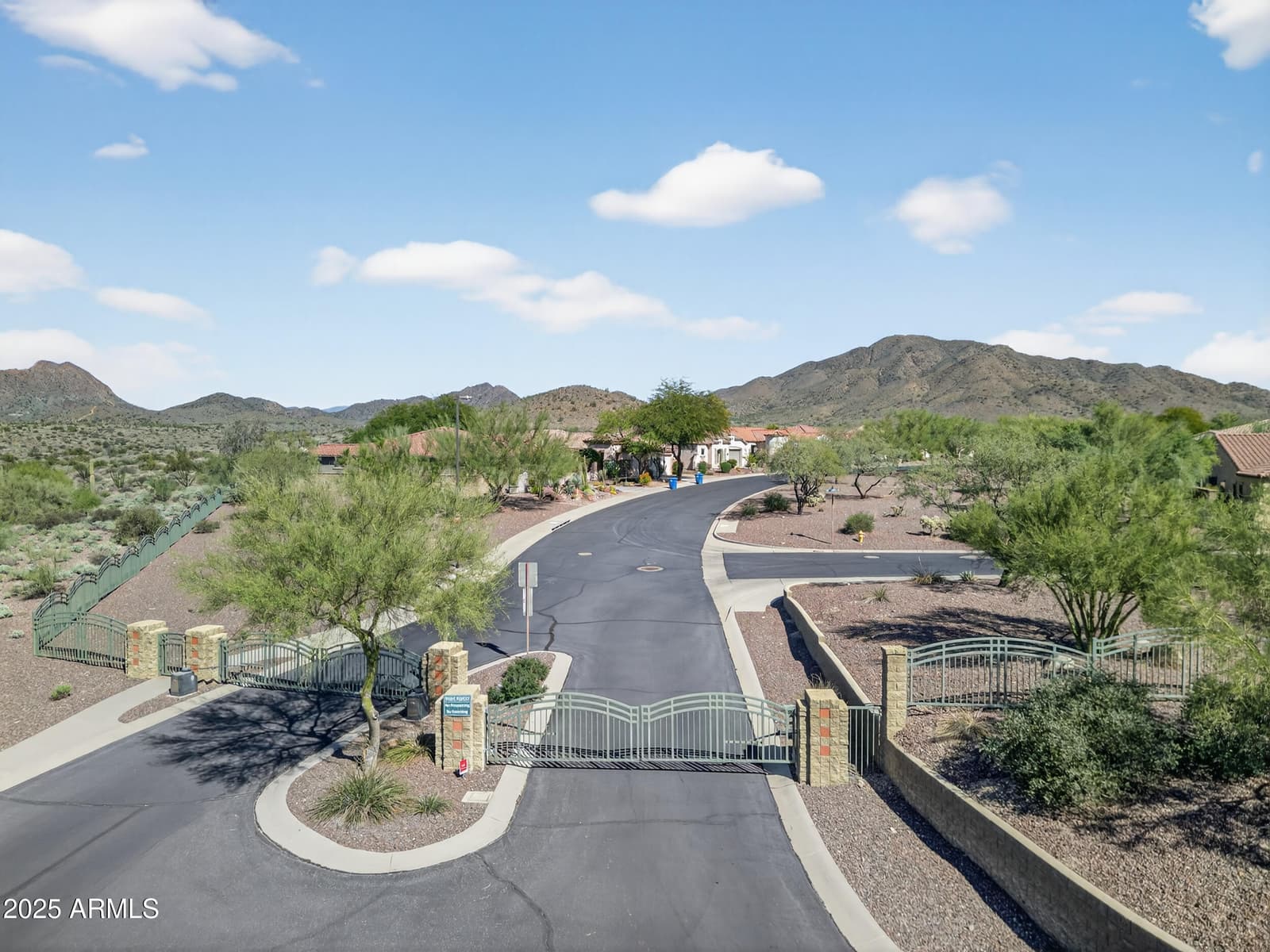 3423 W INSPIRATION Drive, Phoenix, AZ 85086 — photo 33 of 42