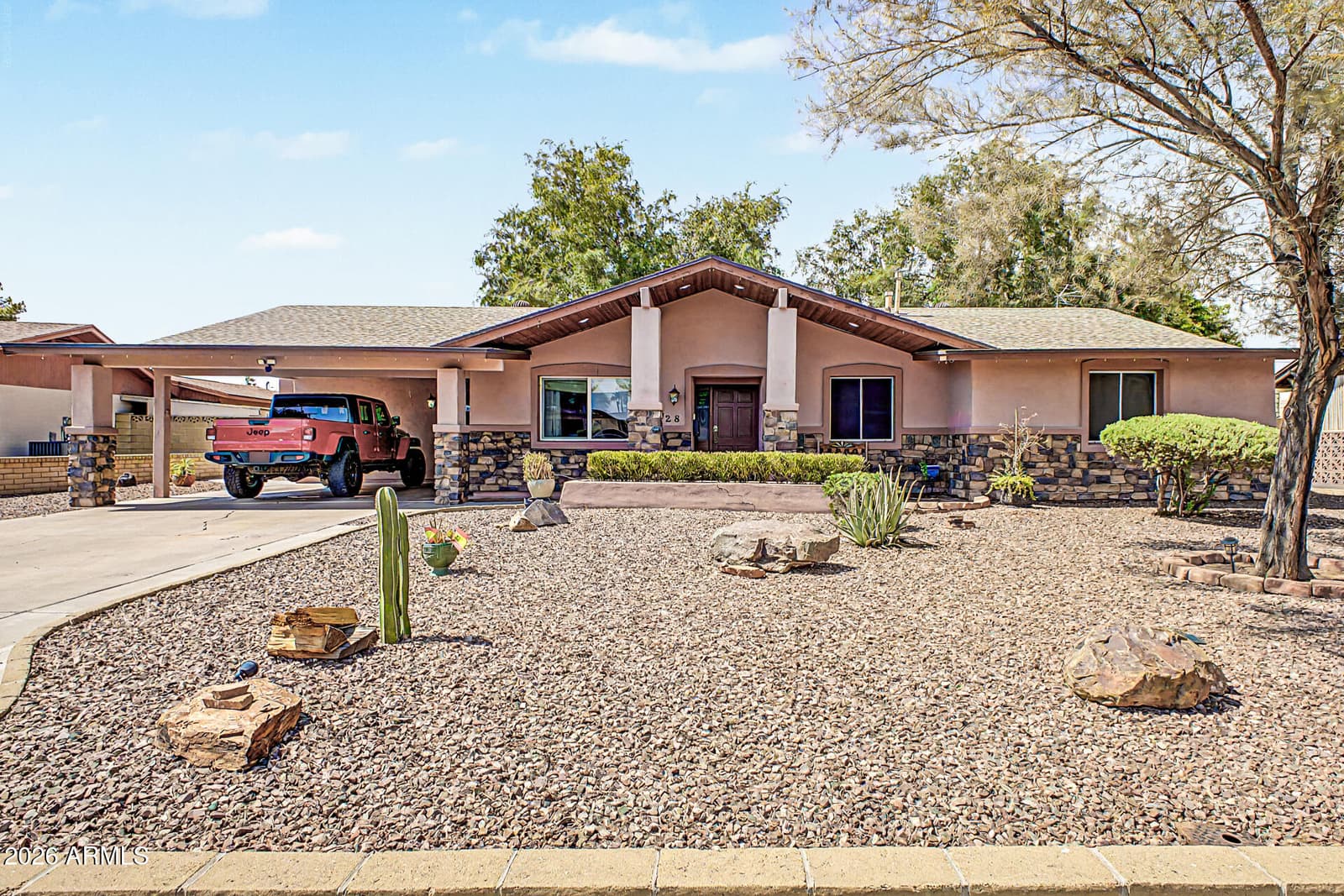 3228 W SUNNYSIDE Avenue, Phoenix, AZ 85029 — photo 2 of 37