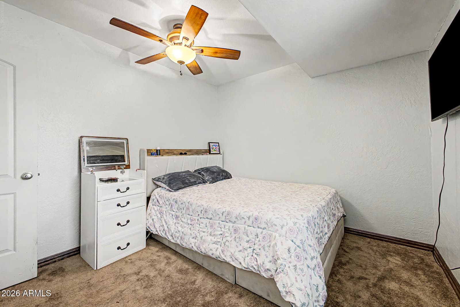 3228 W SUNNYSIDE Avenue, Phoenix, AZ 85029 — photo 21 of 37