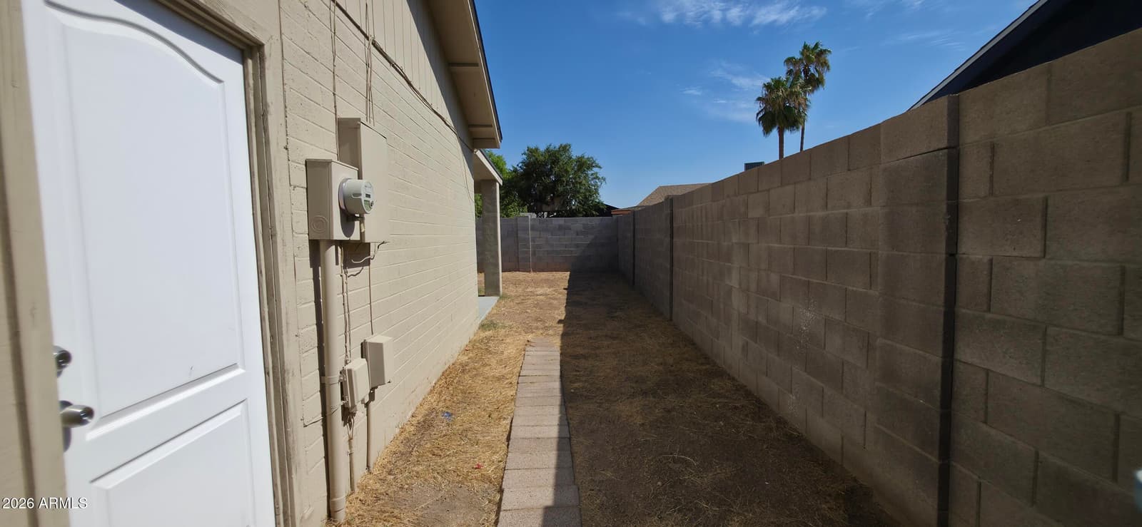 7540 W TURNEY Avenue, Phoenix, AZ 85033 — photo 38 of 47