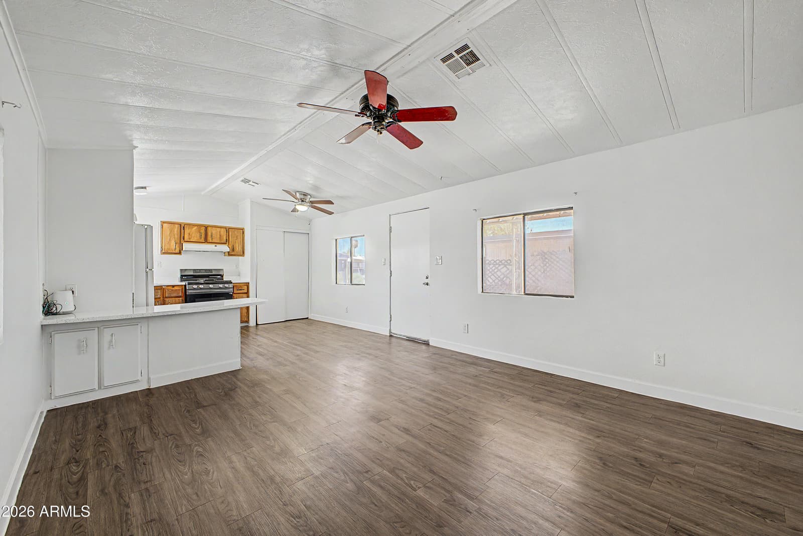 8595 N 71ST Avenue 94, Glendale, AZ 85301 — photo 8 of 27