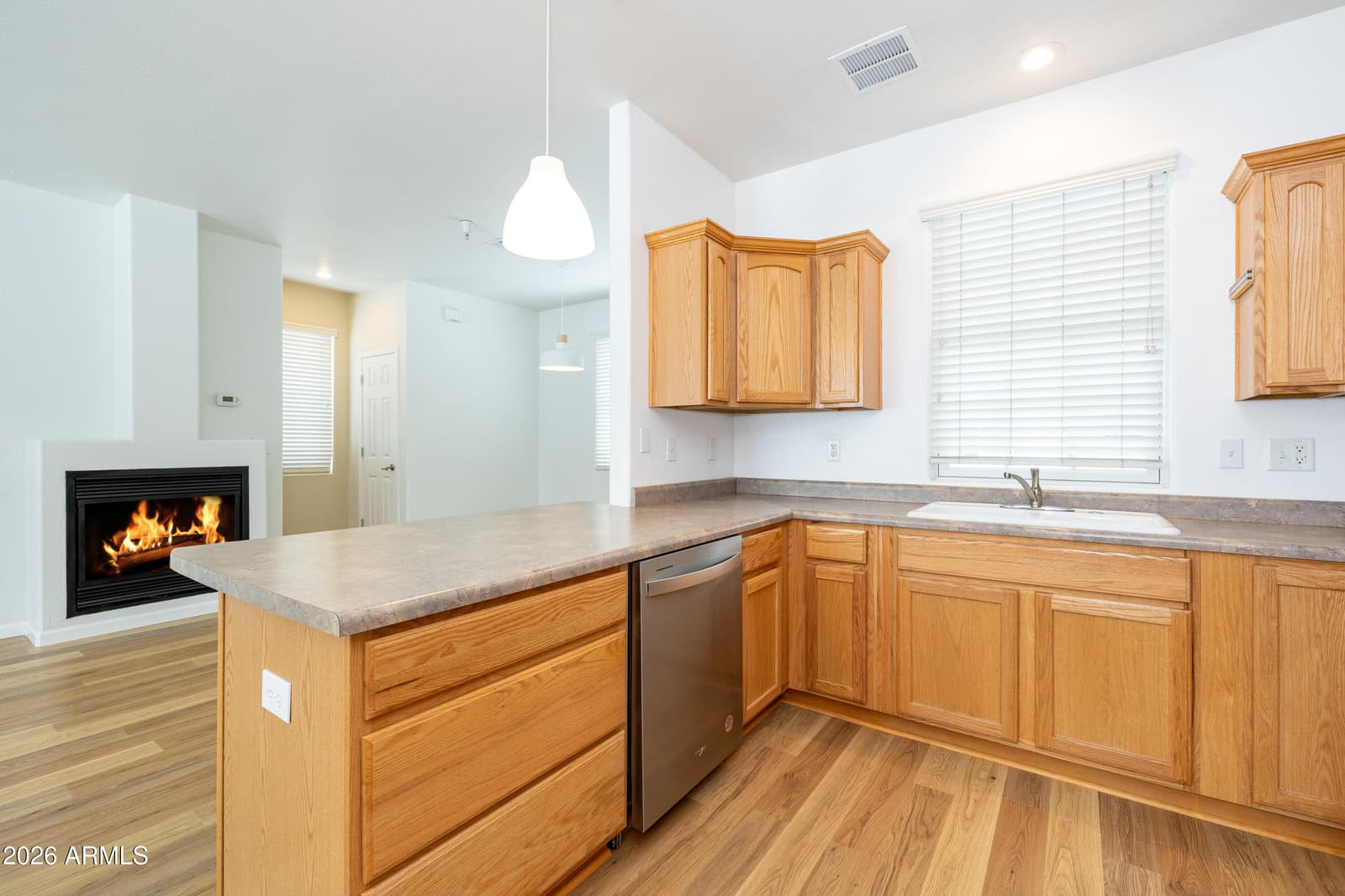 2376 W SILVERTON Drive, Flagstaff, AZ 86001 — photo 6 of 18