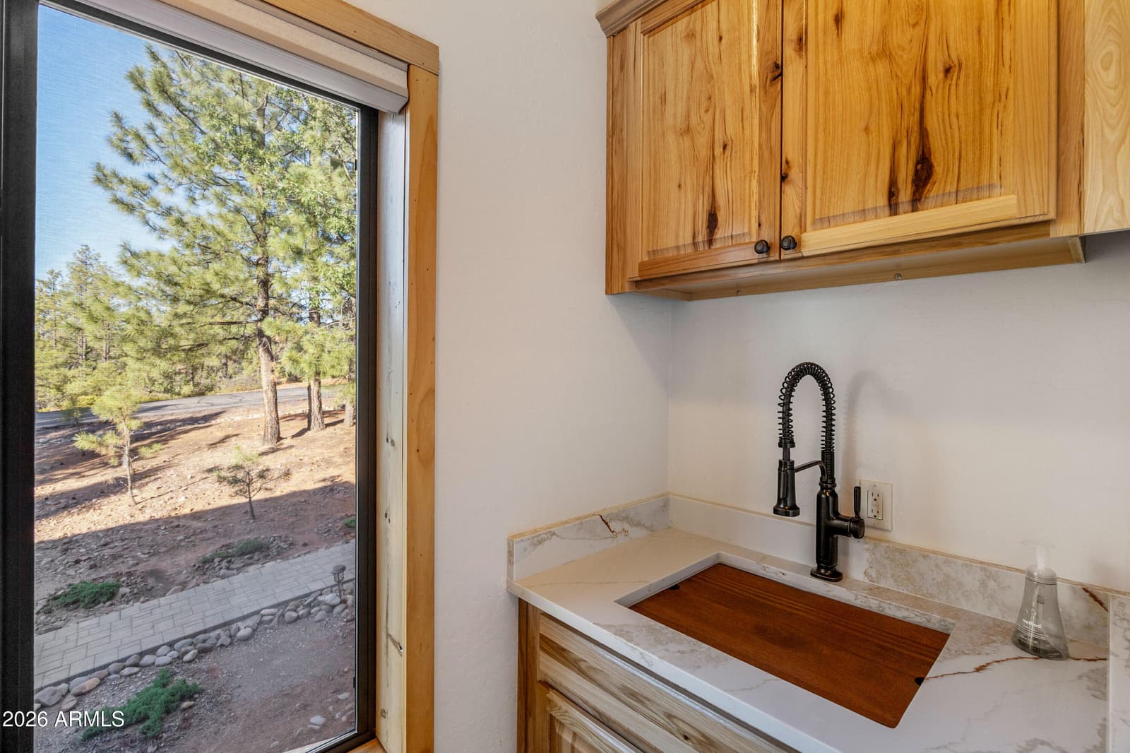 1600 S VINE MAPLE Lane, Show Low, AZ 85901 — photo 12 of 25