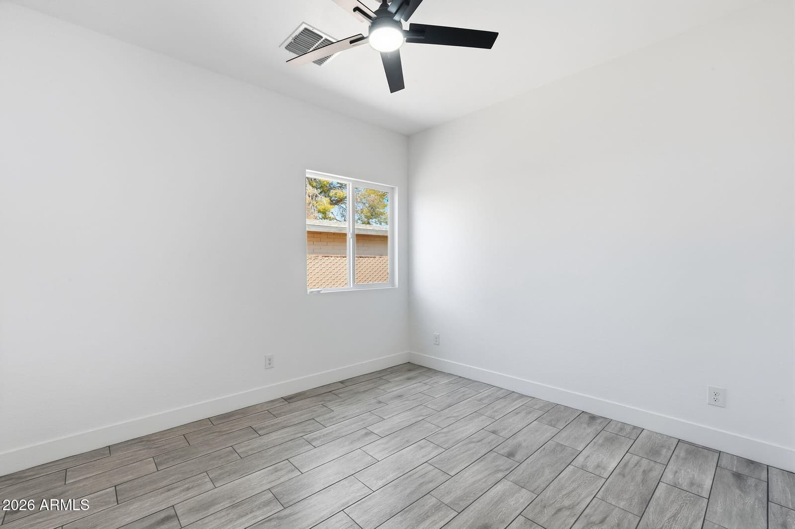 647 W DEWEY Avenue, Coolidge, AZ 85128 — photo 20 of 36