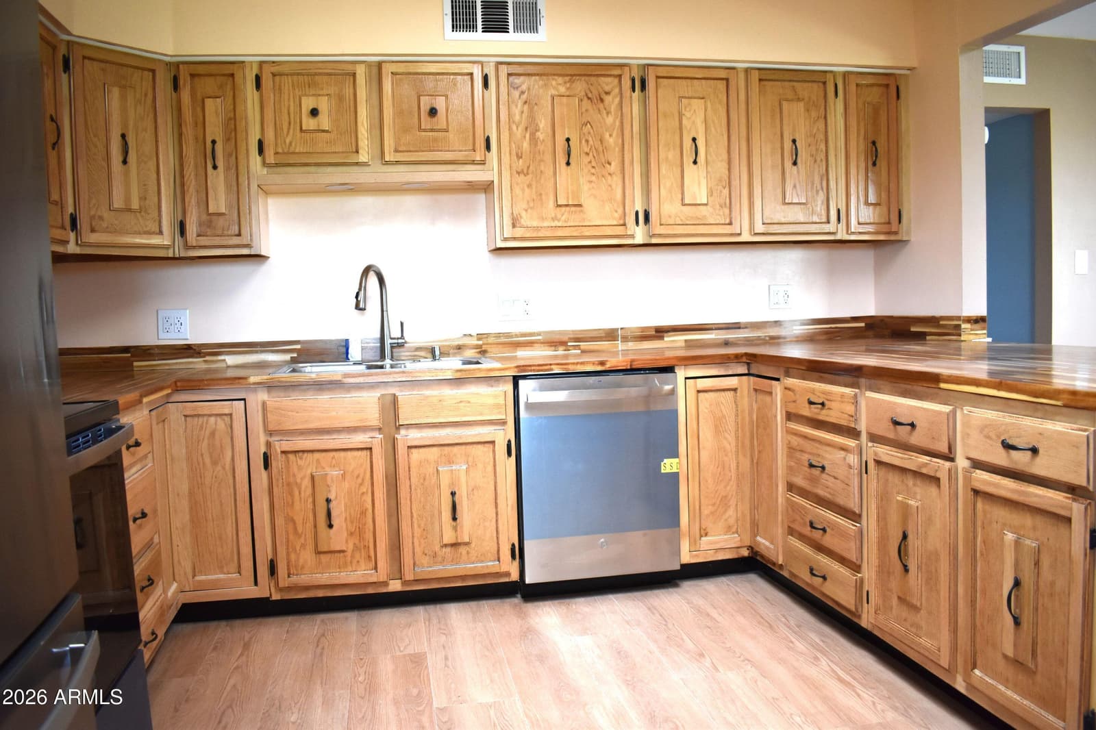 28401 S RAIN VALLEY Road, Elgin, AZ 85611 — photo 6 of 54