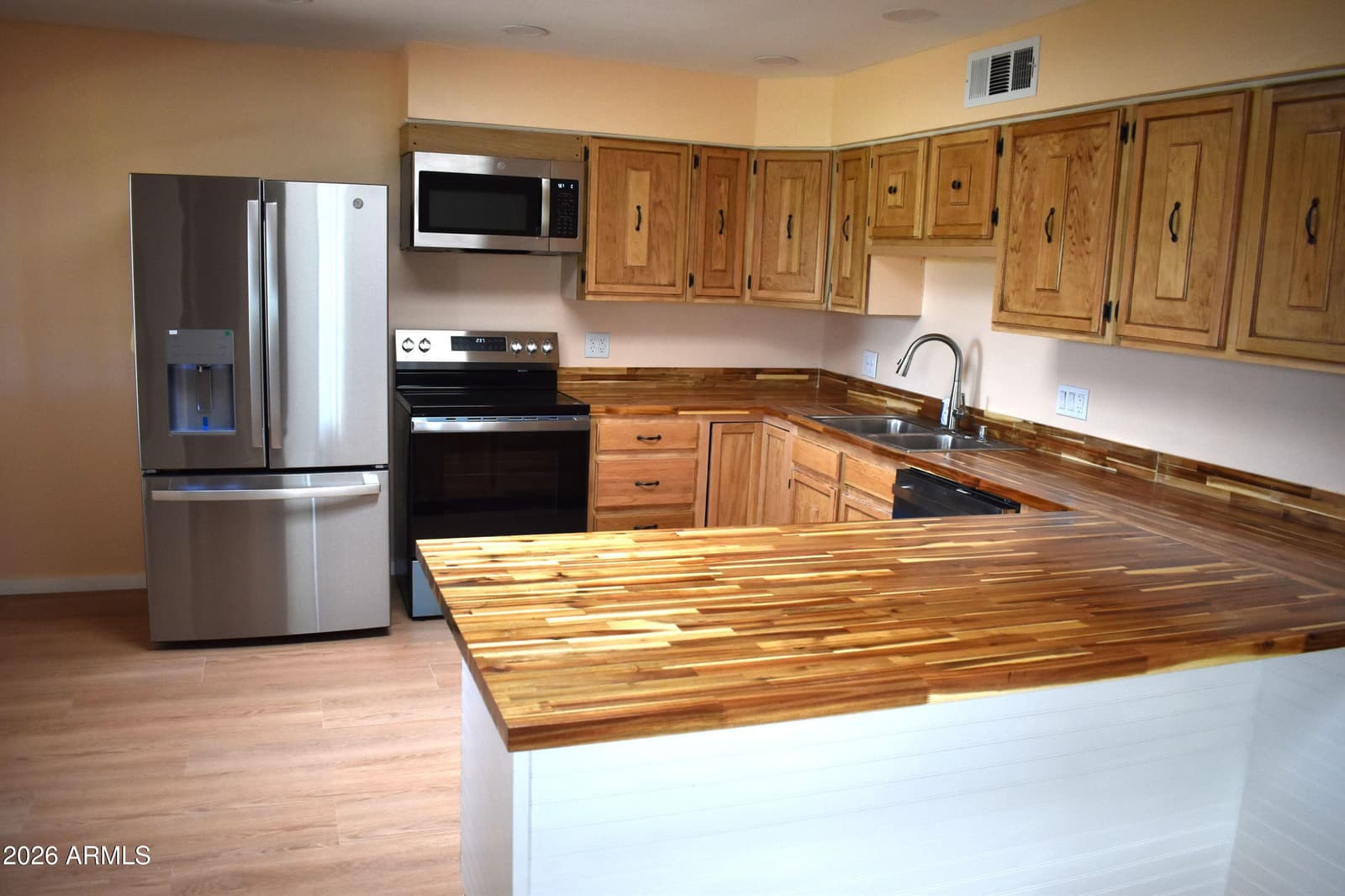 28401 S RAIN VALLEY Road, Elgin, AZ 85611 — photo 8 of 54