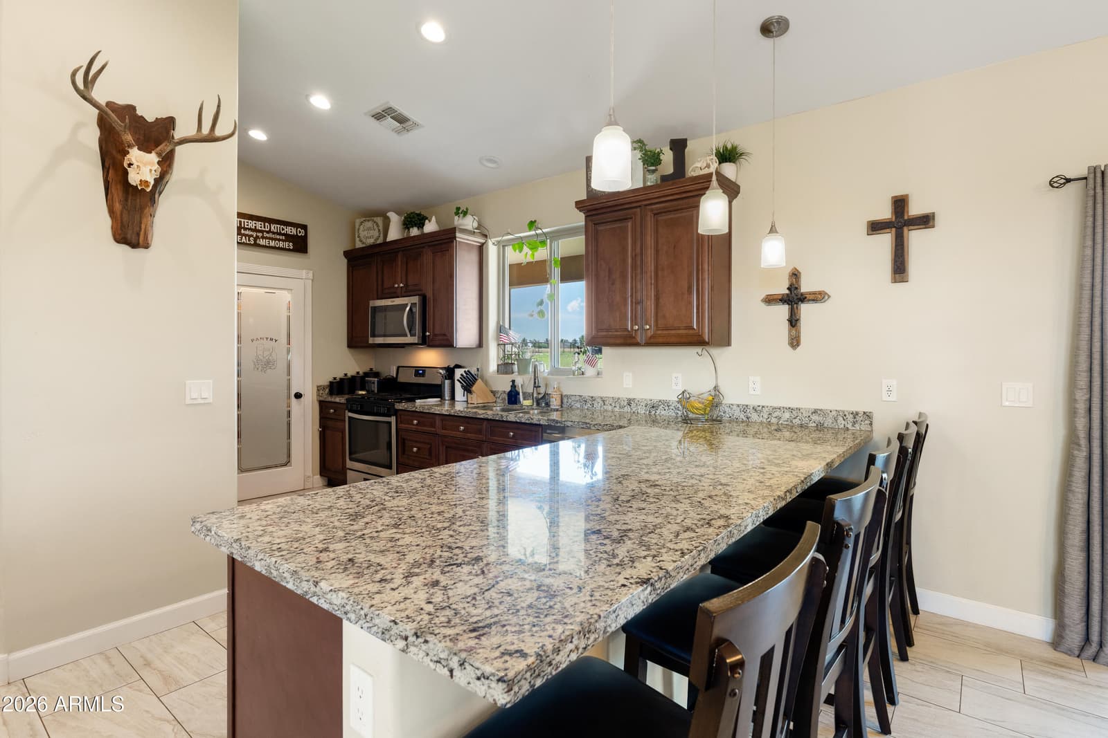 7315 E GUMTREE Lane, Prescott Valley, AZ 86315 — photo 7 of 19