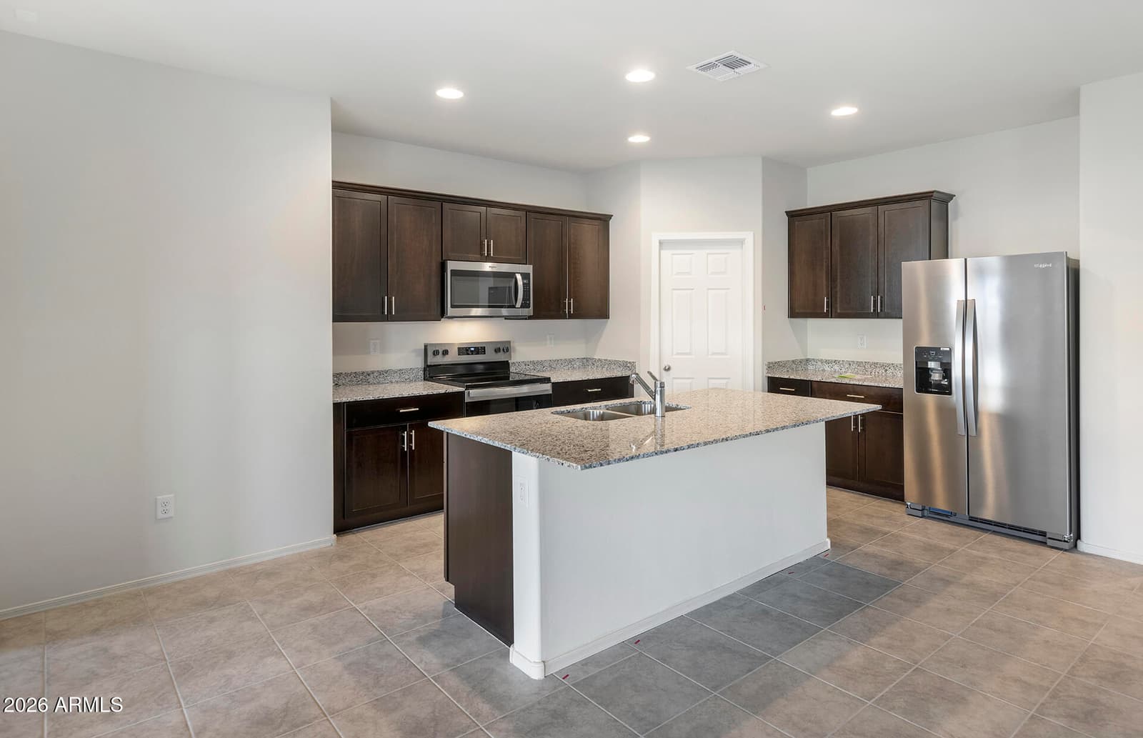 16595 N COMET Trail, Maricopa, AZ 85138 — photo 3 of 19