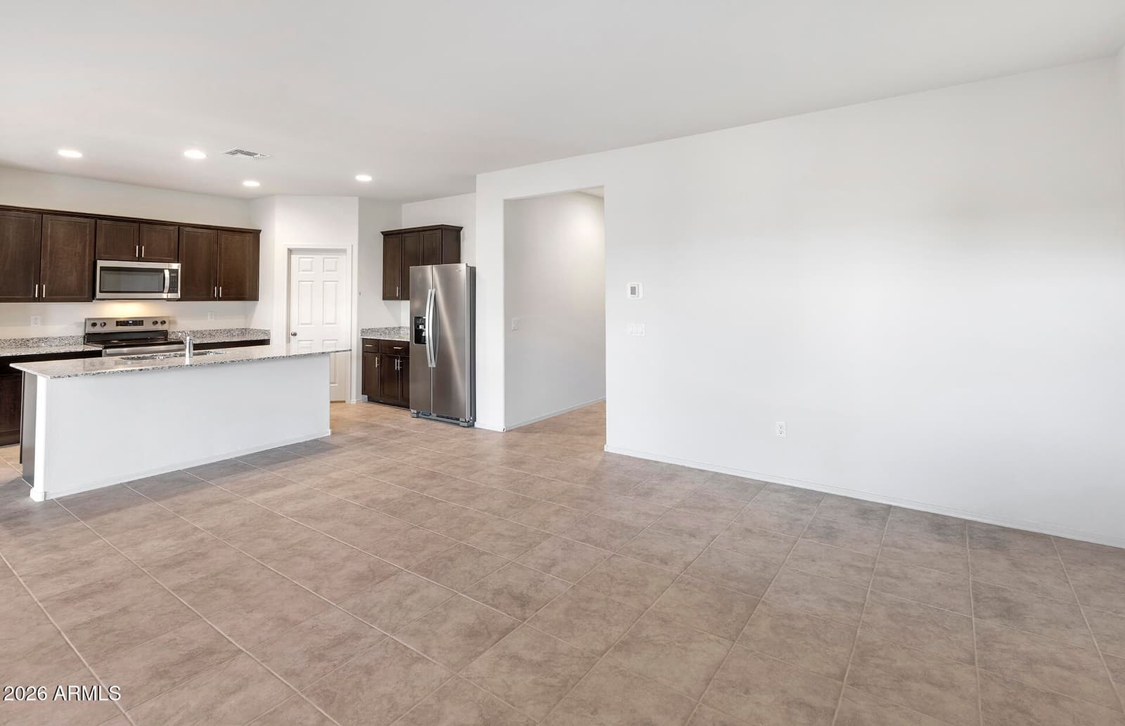 16595 N COMET Trail, Maricopa, AZ 85138 — photo 5 of 19