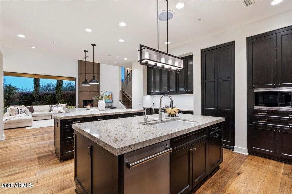 3965 E SIERRA VISTA Drive, Paradise Valley, AZ 85253 — photo 12 of 54