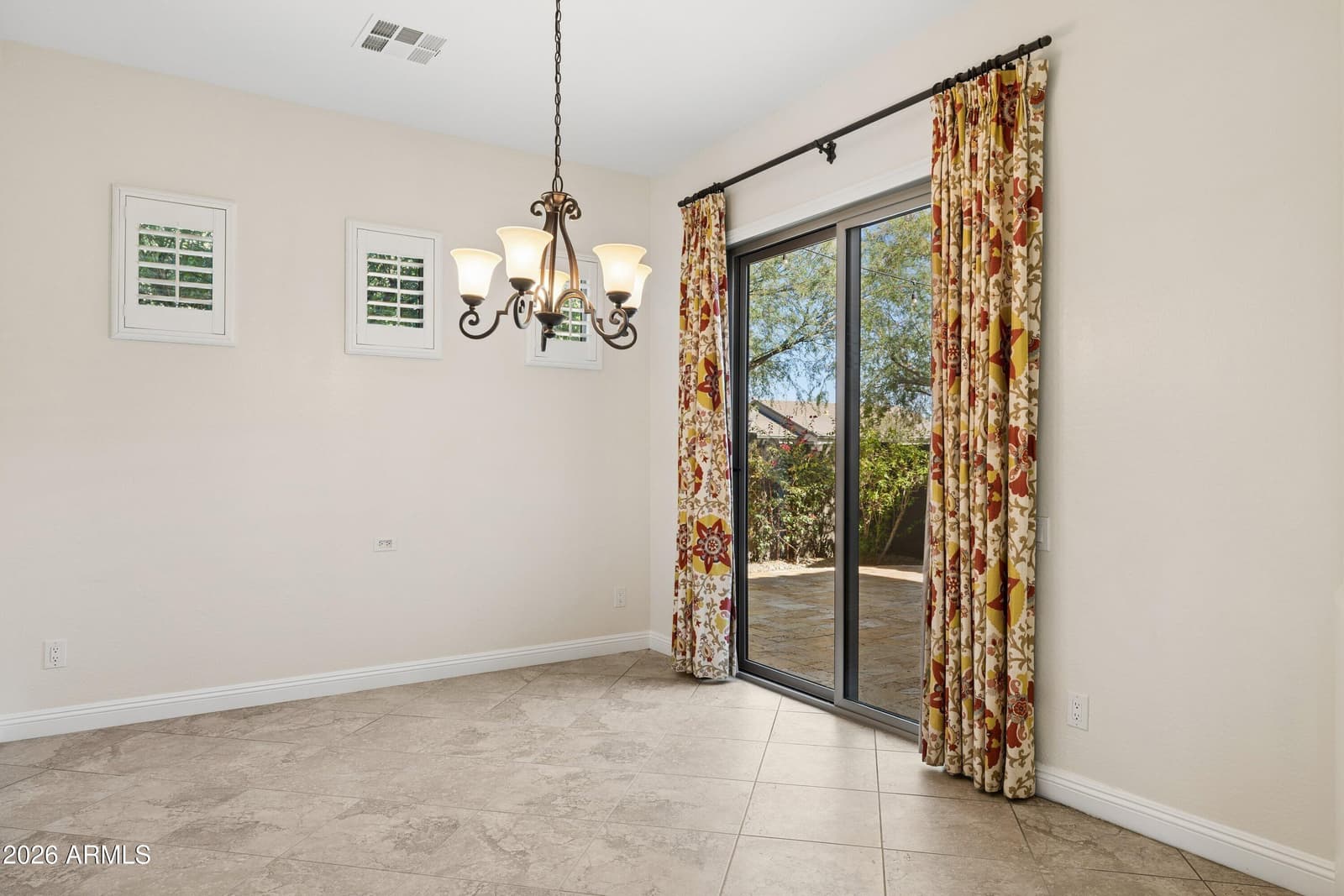 3722 E ZACHARY Drive, Phoenix, AZ 85050 — photo 16 of 69