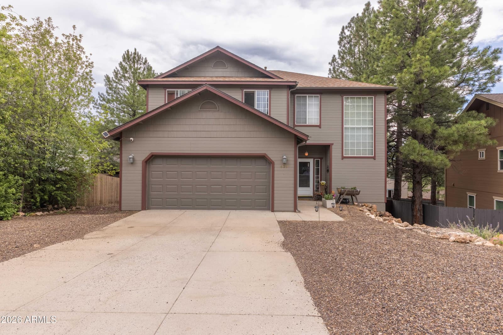 639 W OLD TERRITORY Trail, Flagstaff, AZ 86005 — photo 2 of 33