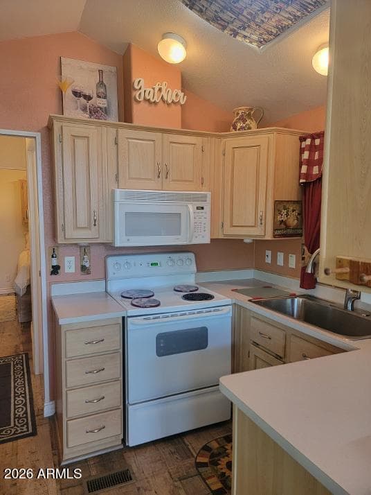 501 E PUEBLO DEL SOL 501 E., Florence, AZ 85132 — photo 14 of 27