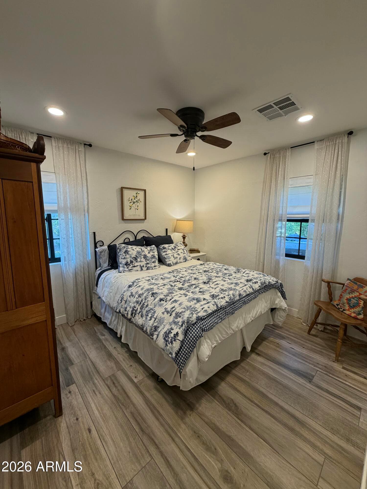 3501 E PICCADILLY Road, Phoenix, AZ 85018 — photo 10 of 13