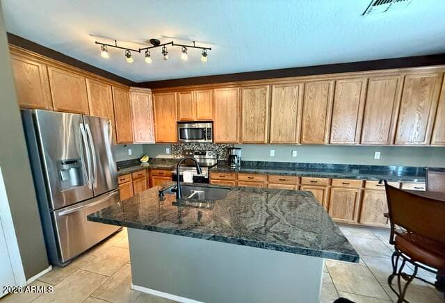 11723 W CAMINO VIVAZ, Sun City, AZ 85373 — photo 9 of 50