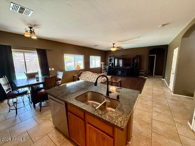 11723 W CAMINO VIVAZ, Sun City, AZ 85373 — photo 11 of 50