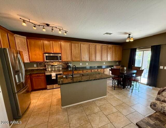 11723 W CAMINO VIVAZ, Sun City, AZ 85373 — photo 10 of 50