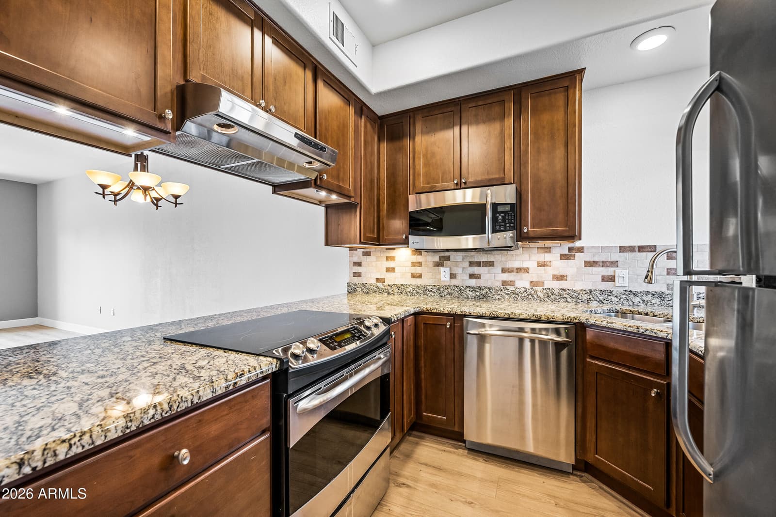 7101 W BEARDSLEY Road 451, Glendale, AZ 85308 — photo 11 of 43