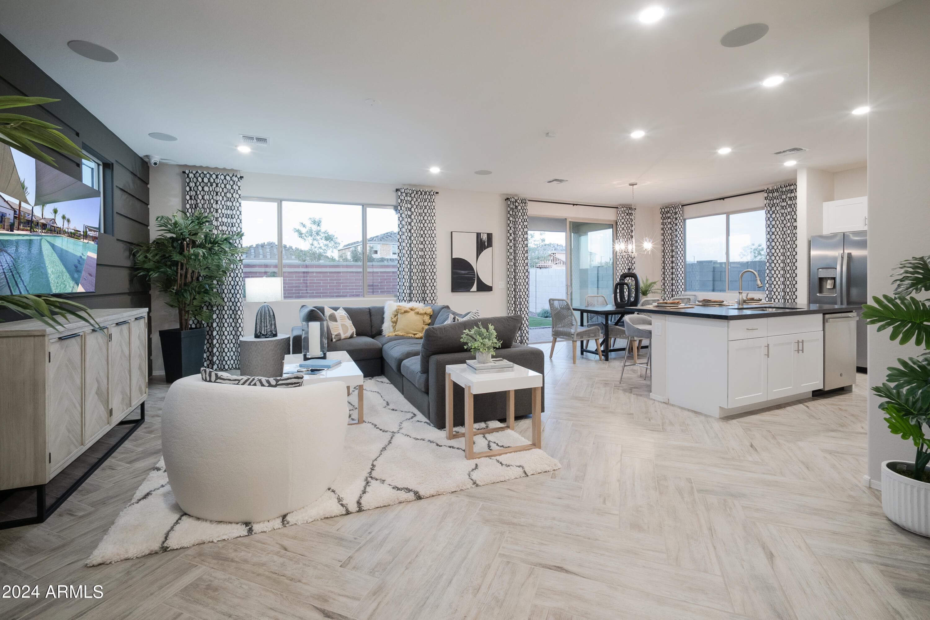 14659 W SURREY Drive, Surprise, AZ 85379 — photo 4 of 45