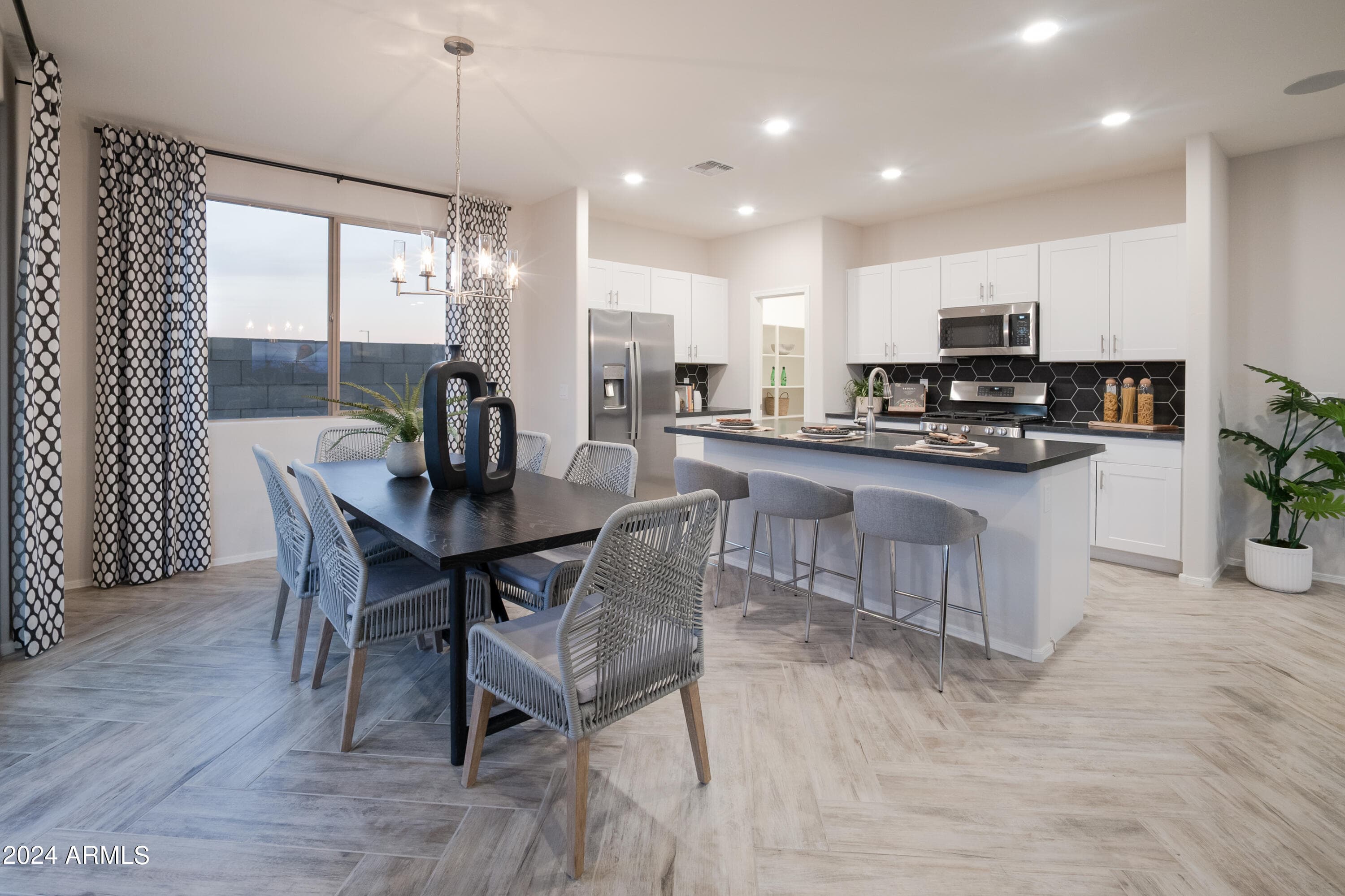 14659 W SURREY Drive, Surprise, AZ 85379 — photo 8 of 45