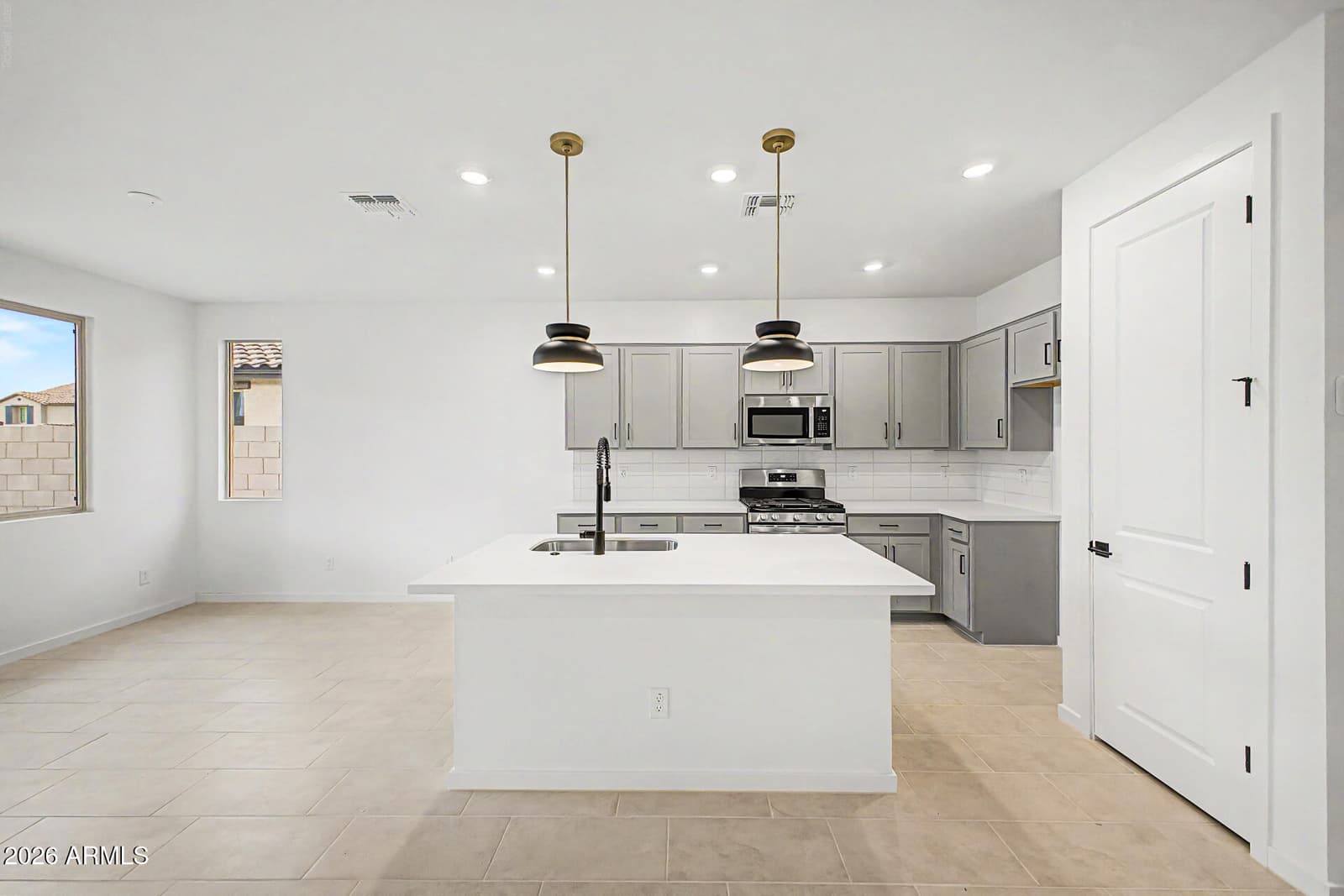 22318 W IRMA Lane, Surprise, AZ 85387 — photo 7 of 34