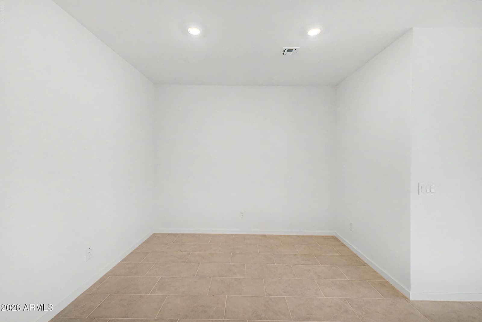 22318 W IRMA Lane, Surprise, AZ 85387 — photo 10 of 34