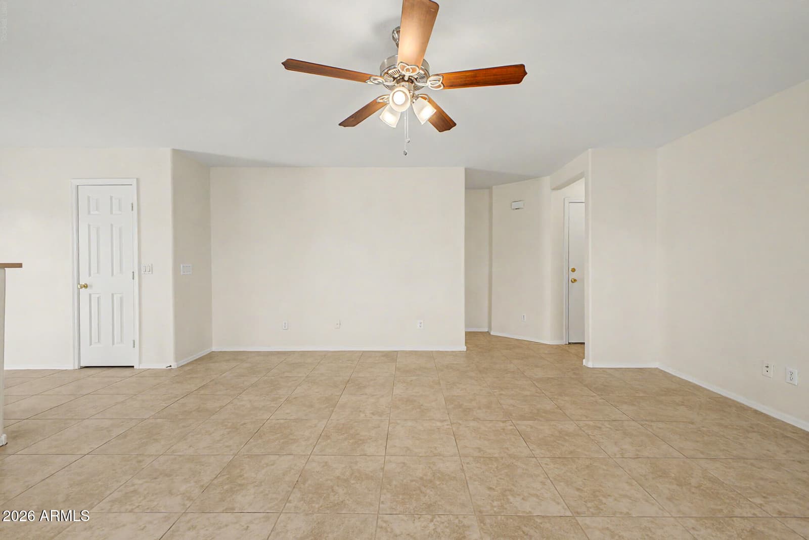 2282 E MEADOW CHASE Drive, San Tan Valley, AZ 85140 — photo 8 of 26