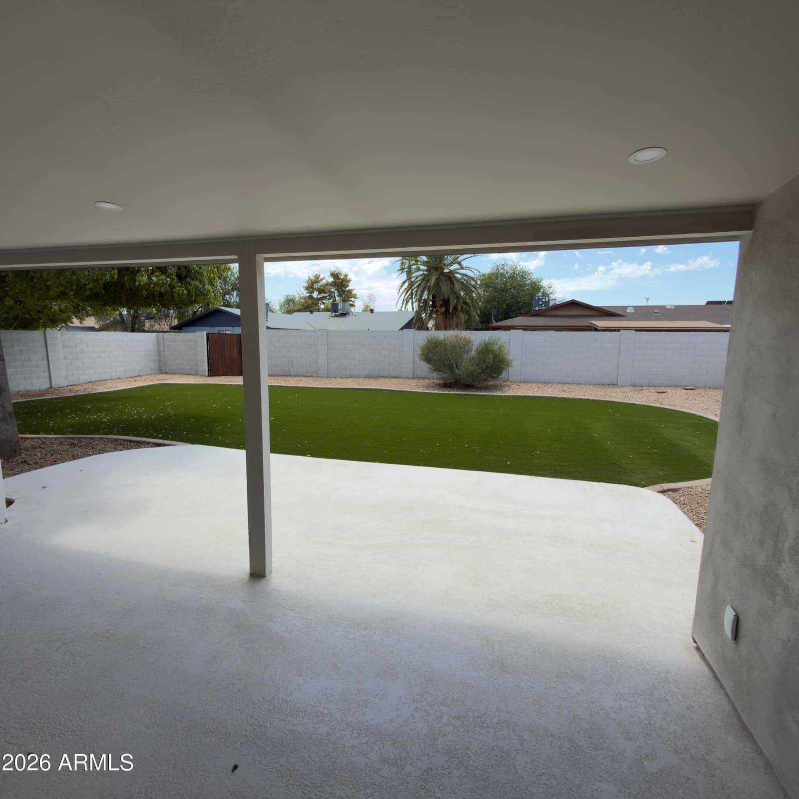 2833 E SIERRA Street, Phoenix, AZ 85028 — photo 15 of 16