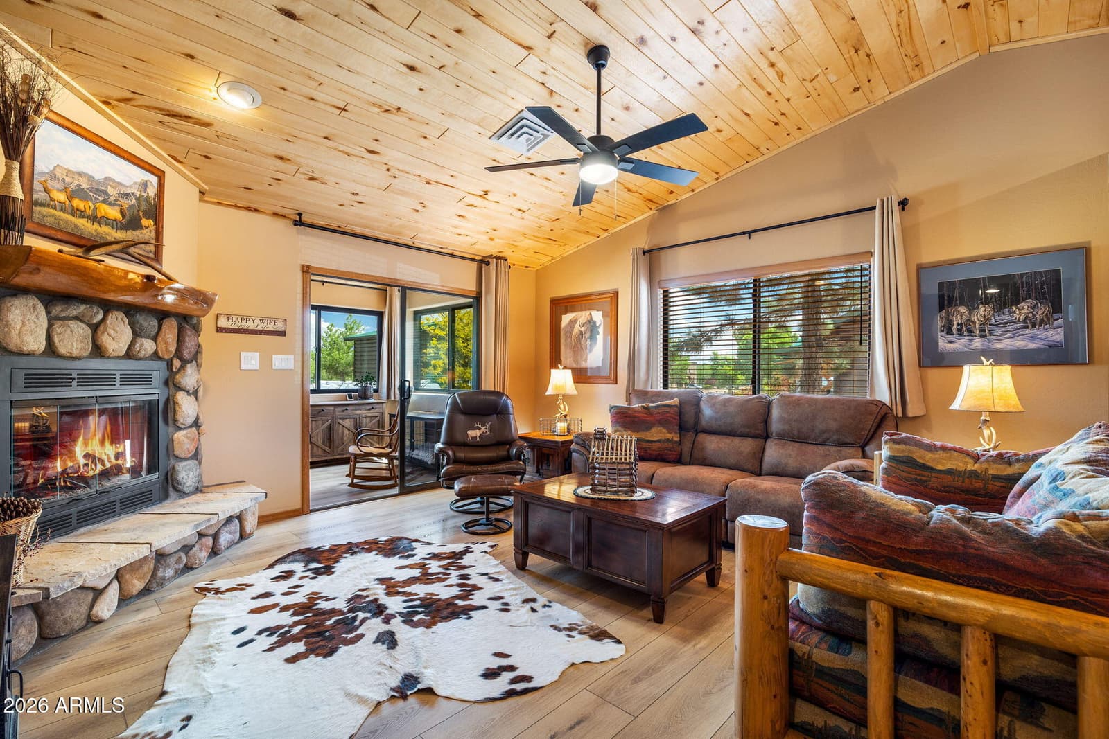 2336 BUFFALO Loop N, Overgaard, AZ 85933 — photo 10 of 41