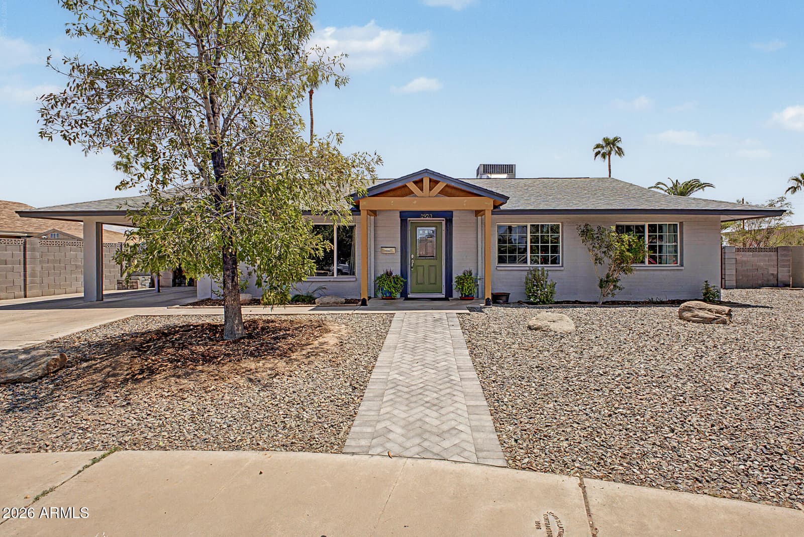 3923 S DORSEY Lane, Tempe, AZ 85282 — photo 3 of 38