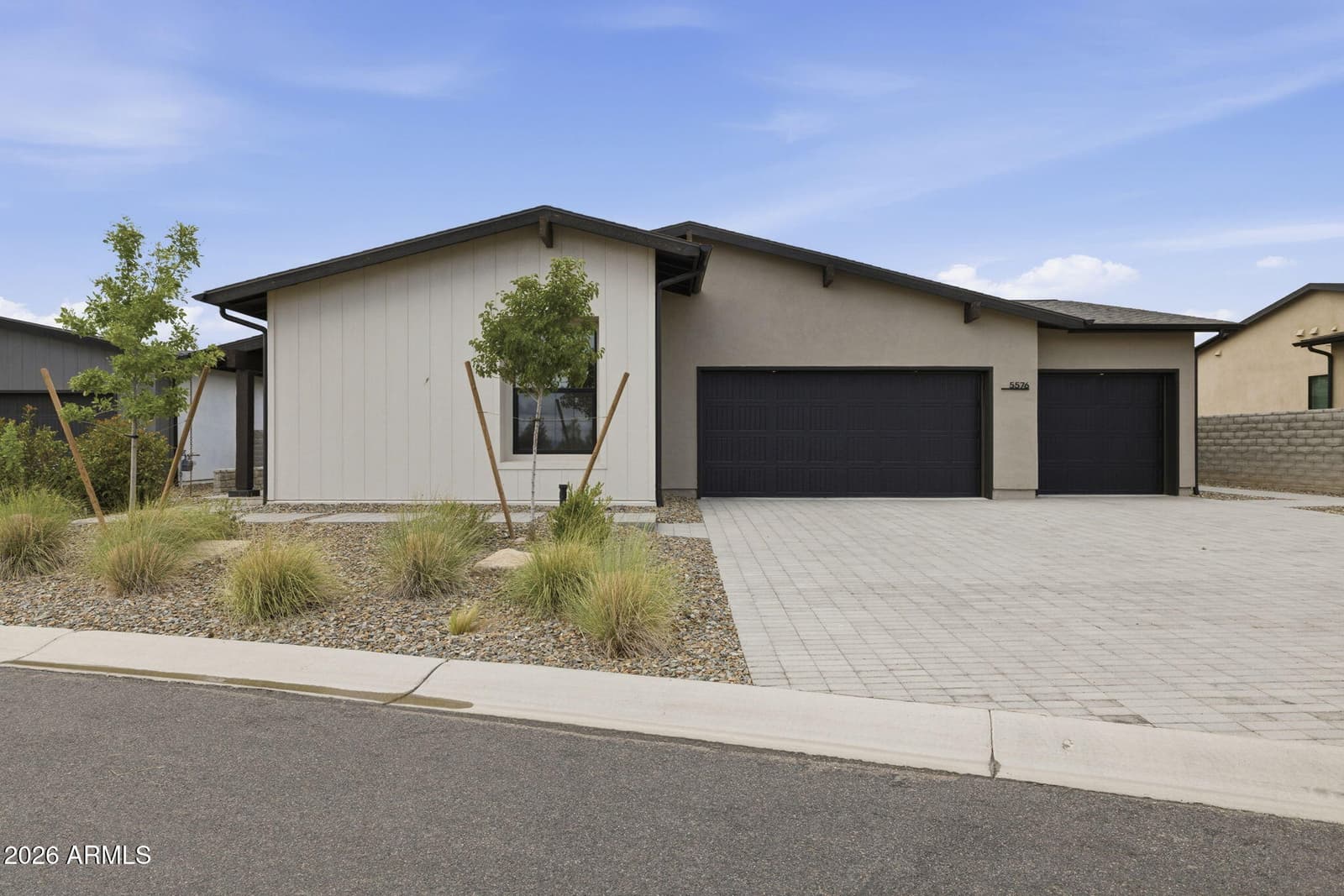 5576 E KILLEN Loop, Prescott Valley, AZ 86314 — photo 3 of 43