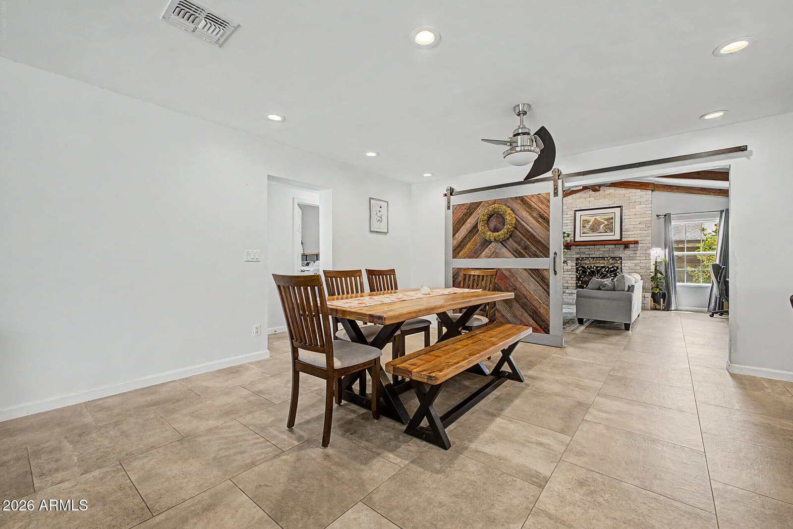 3923 S DORSEY Lane, Tempe, AZ 85282 — photo 11 of 38