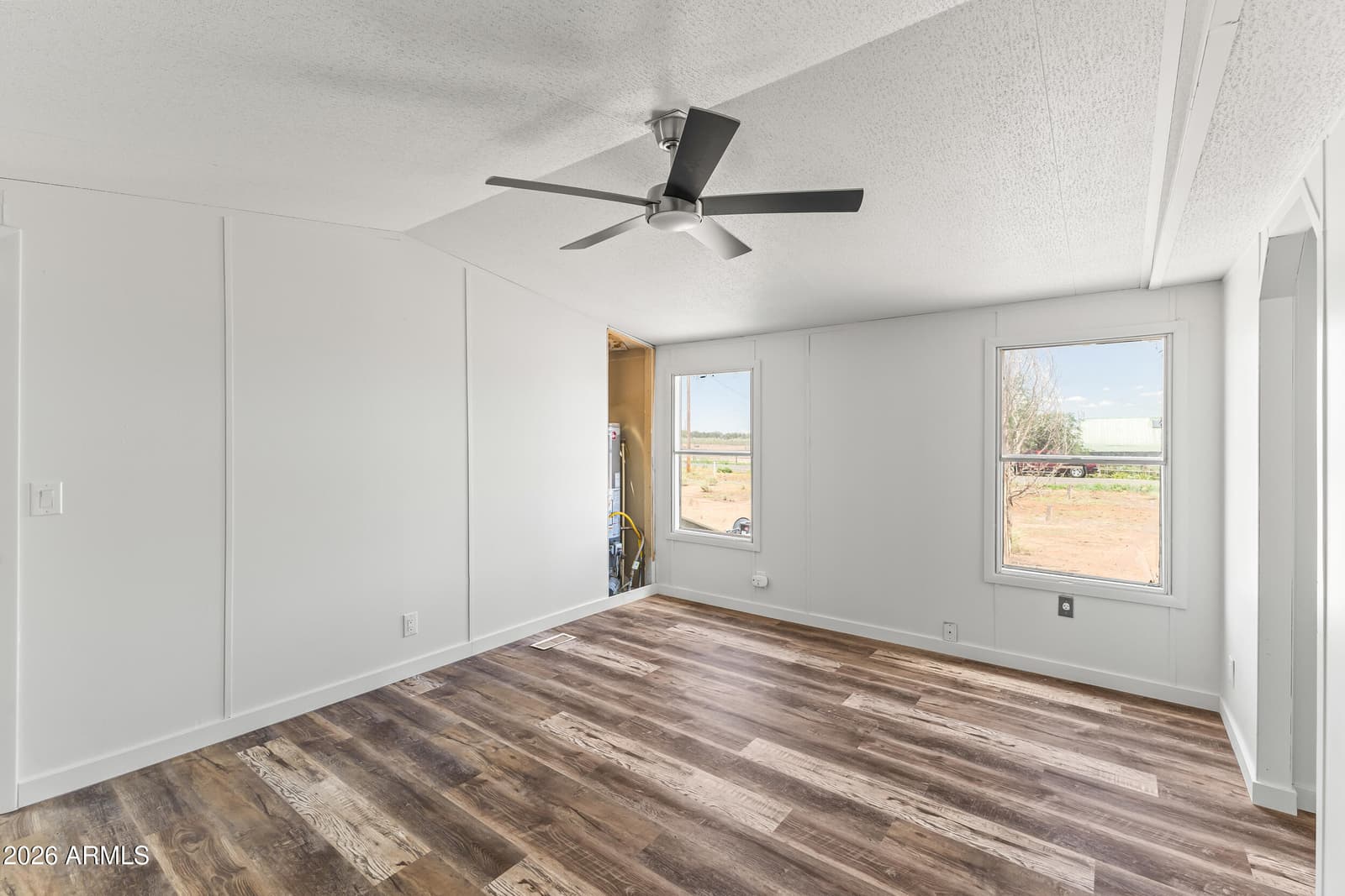 1460 W 8TH Street N, St Johns, AZ 85936 — photo 4 of 47