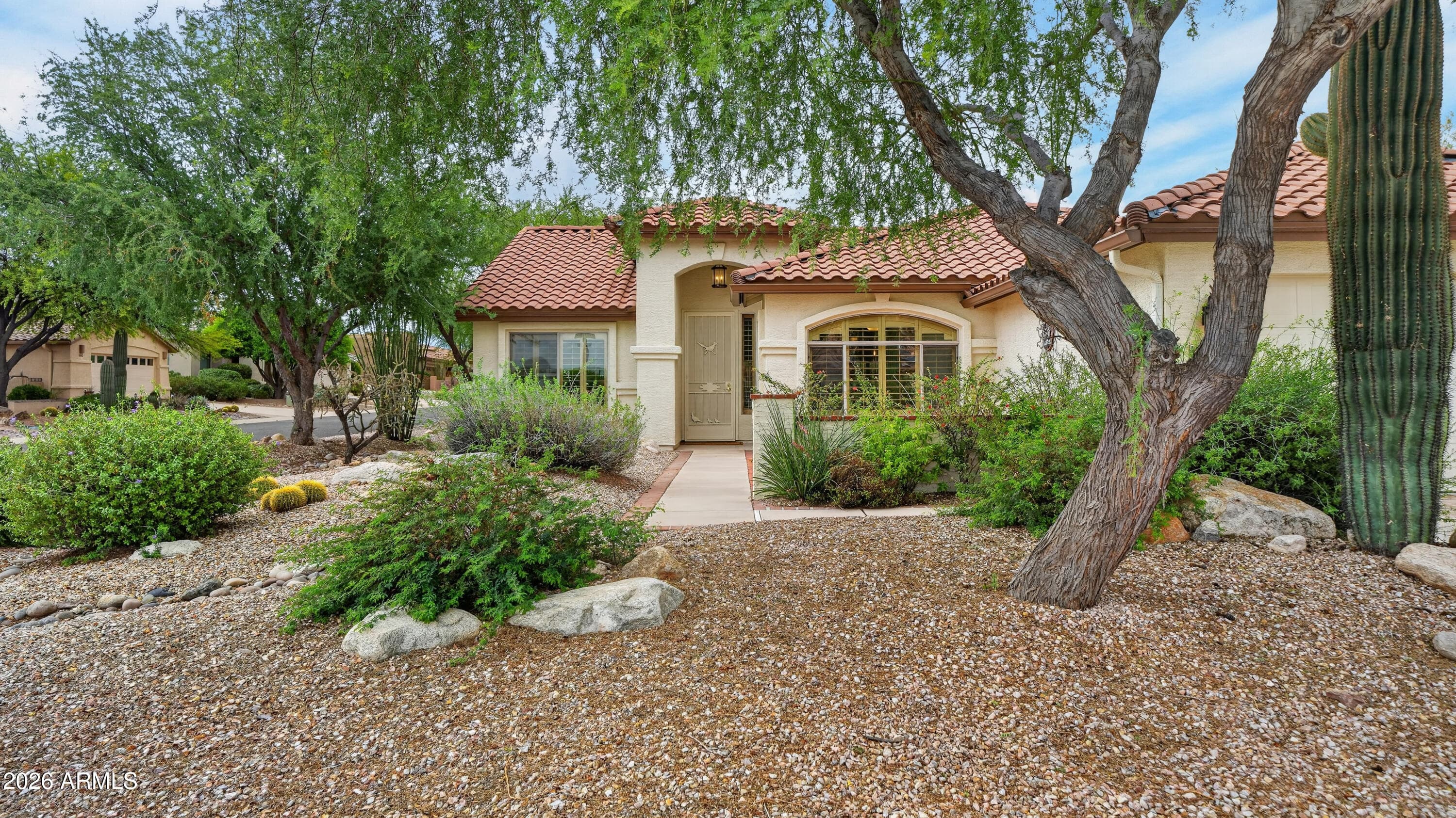2654 E NATHAN Way, Green Valley, AZ 85614 — photo 6 of 50