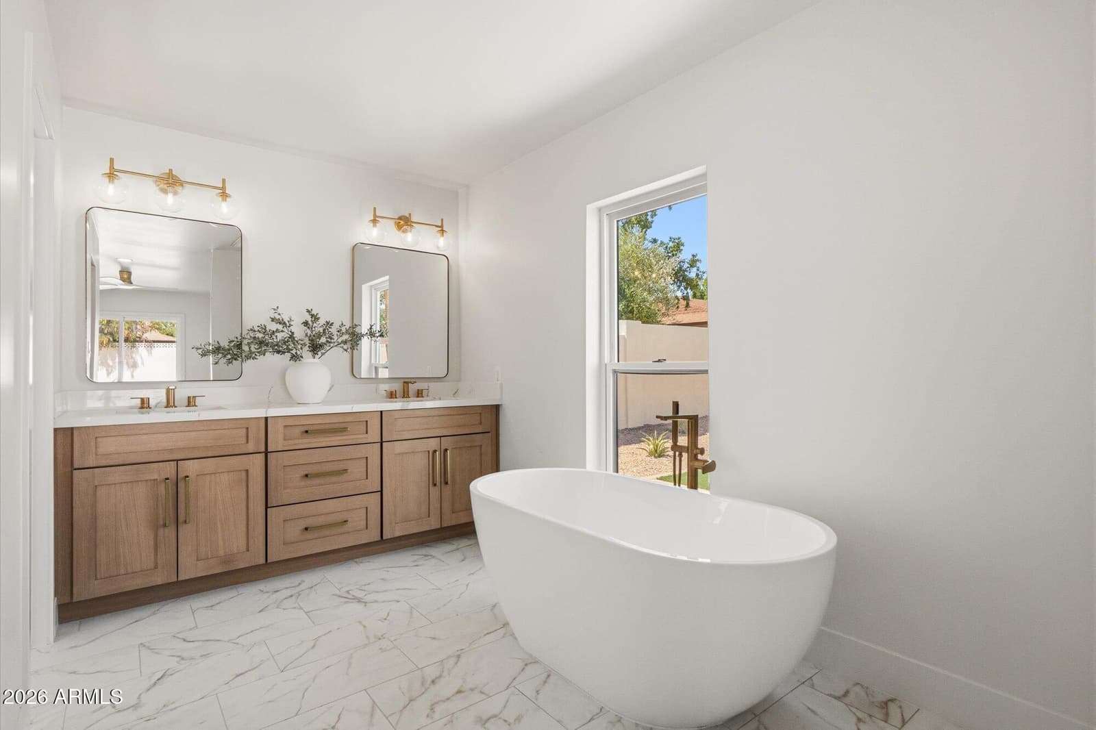 4948 E CORRINE Drive, Scottsdale, AZ 85254 — photo 16 of 38