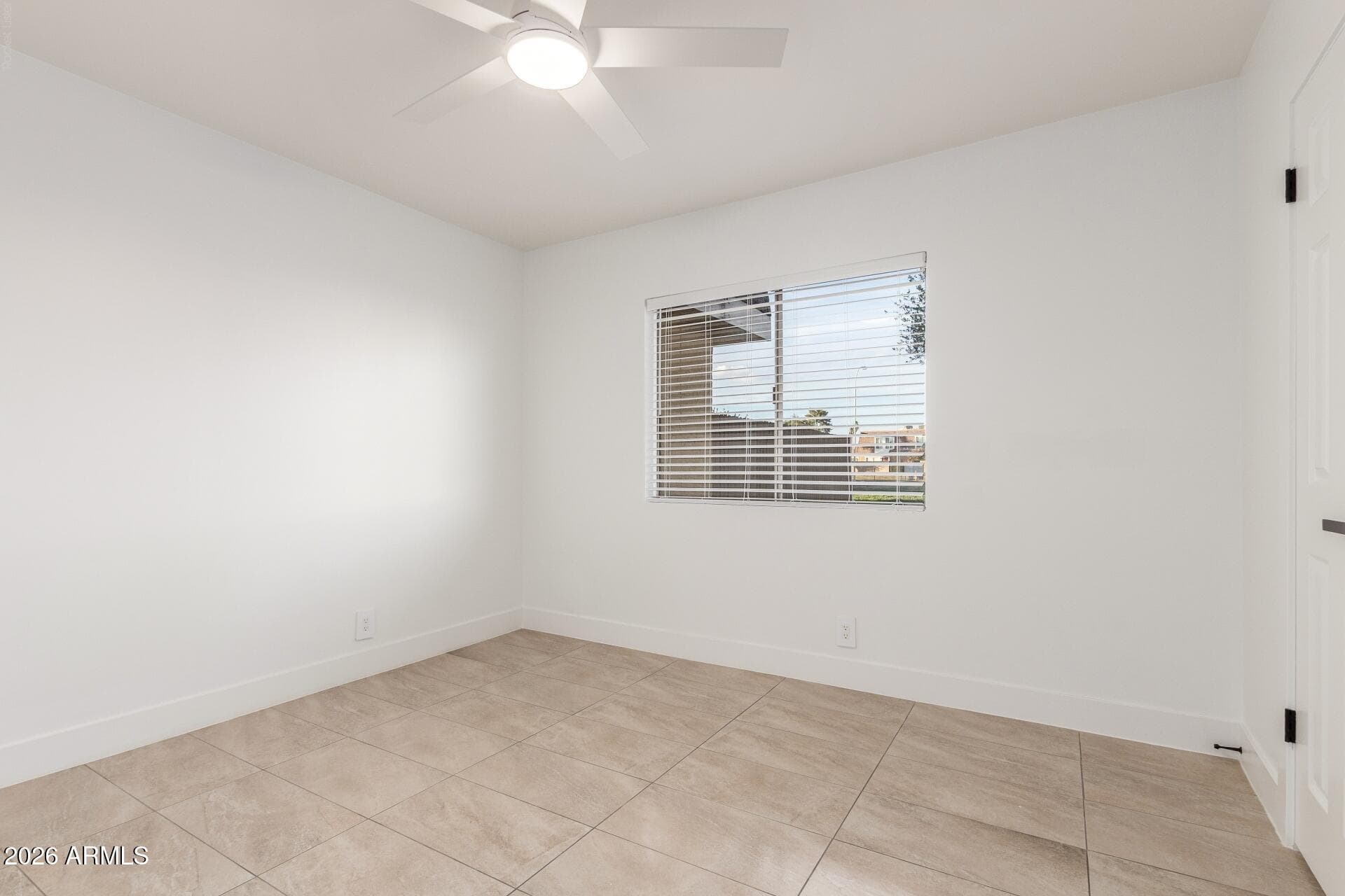 3418 W EL CAMINITO Drive, Phoenix, AZ 85051 — photo 15 of 25