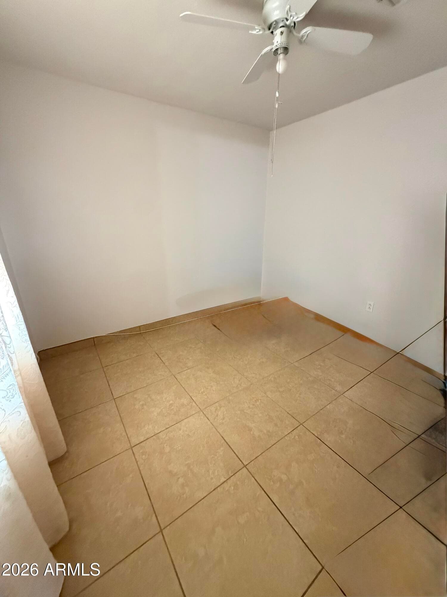 3301 W HOLLY Street, Phoenix, AZ 85009 — photo 6 of 18
