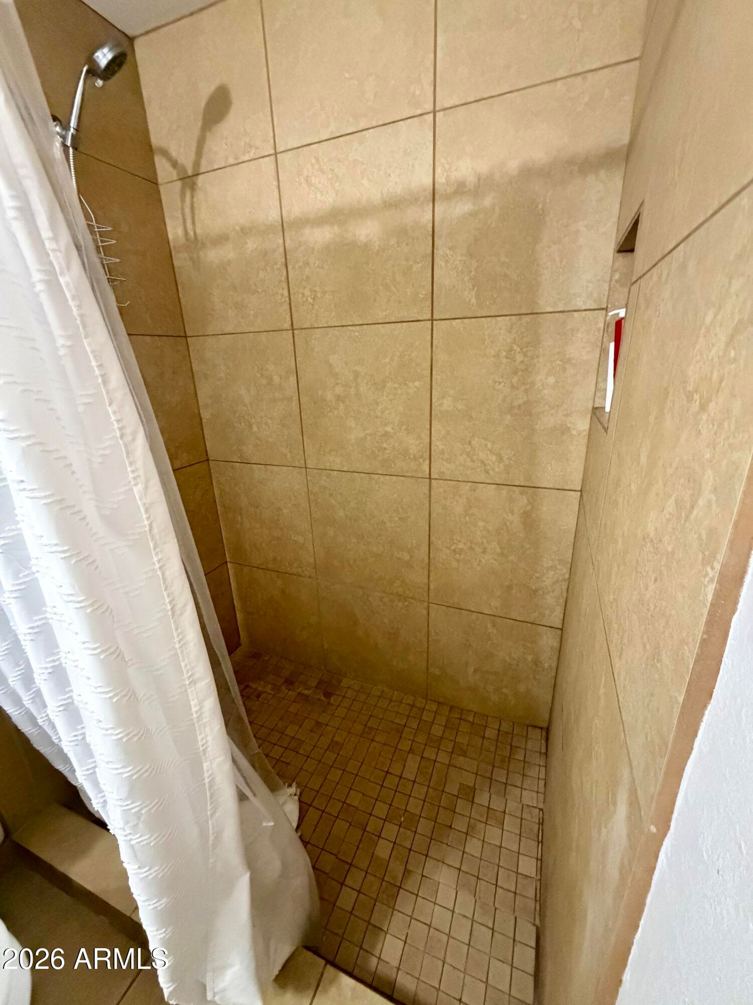 3301 W HOLLY Street, Phoenix, AZ 85009 — photo 7 of 18