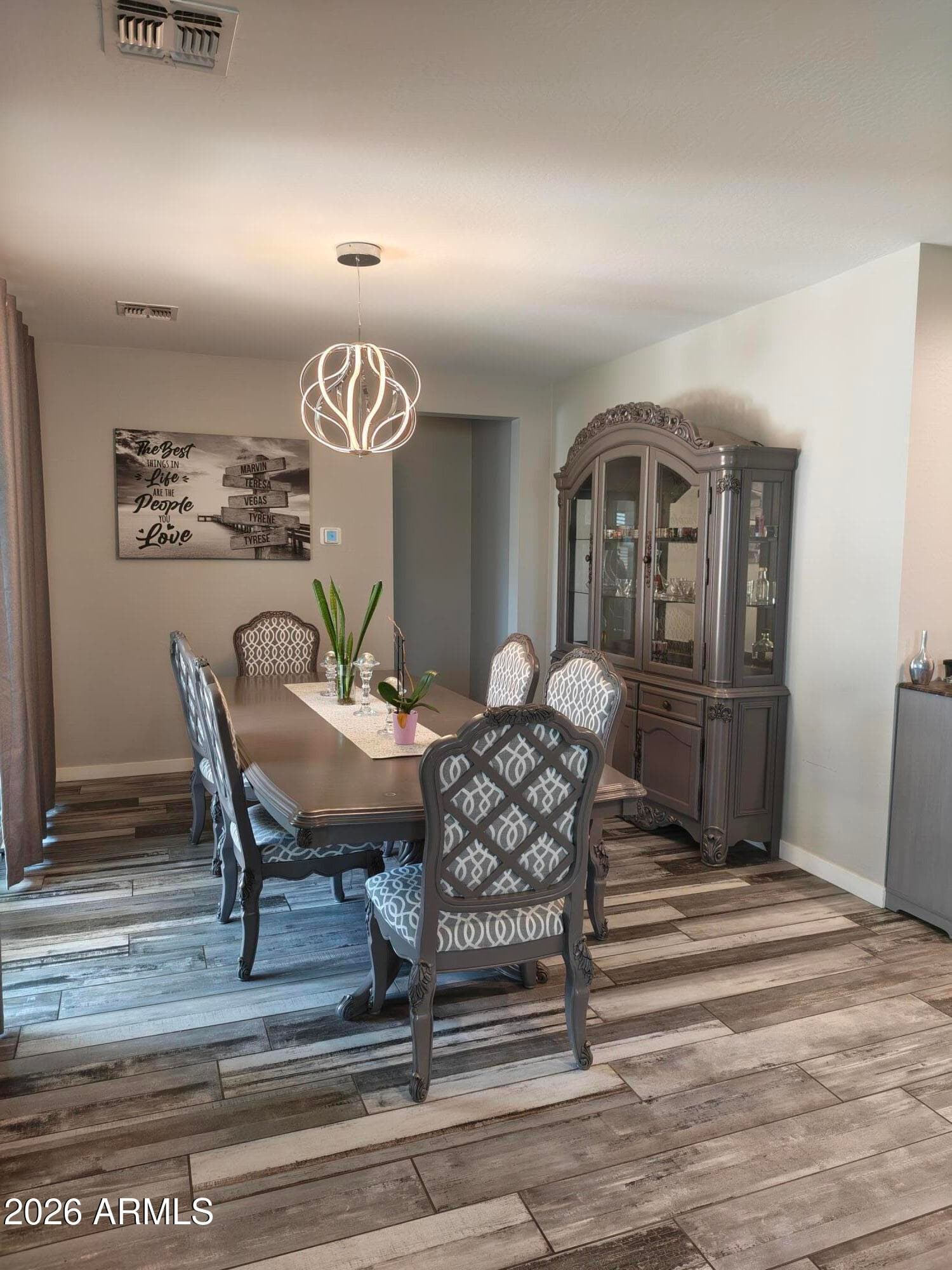 7616 W JONES Avenue W, Phoenix, AZ 85043 — photo 7 of 19