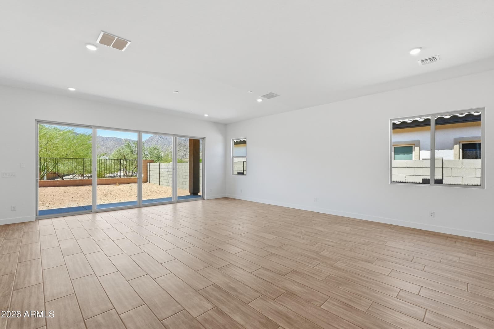 21520 W MEADOWBROOK Avenue, Buckeye, AZ 85396 — photo 13 of 39