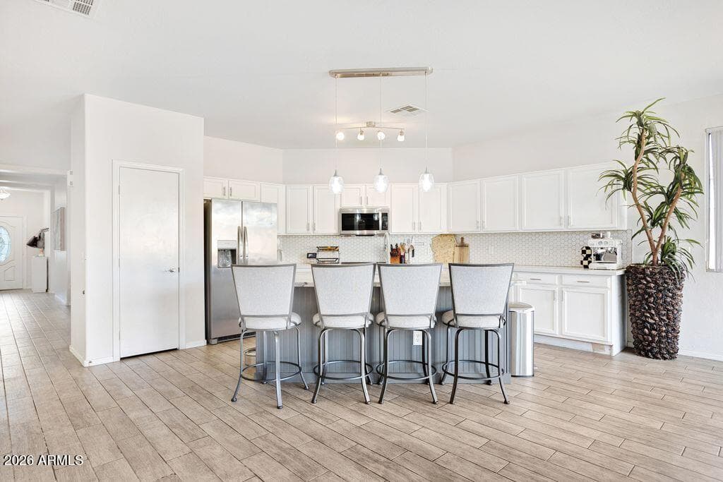 7124 W PALMAIRE Avenue W, Glendale, AZ 85303 — photo 10 of 33