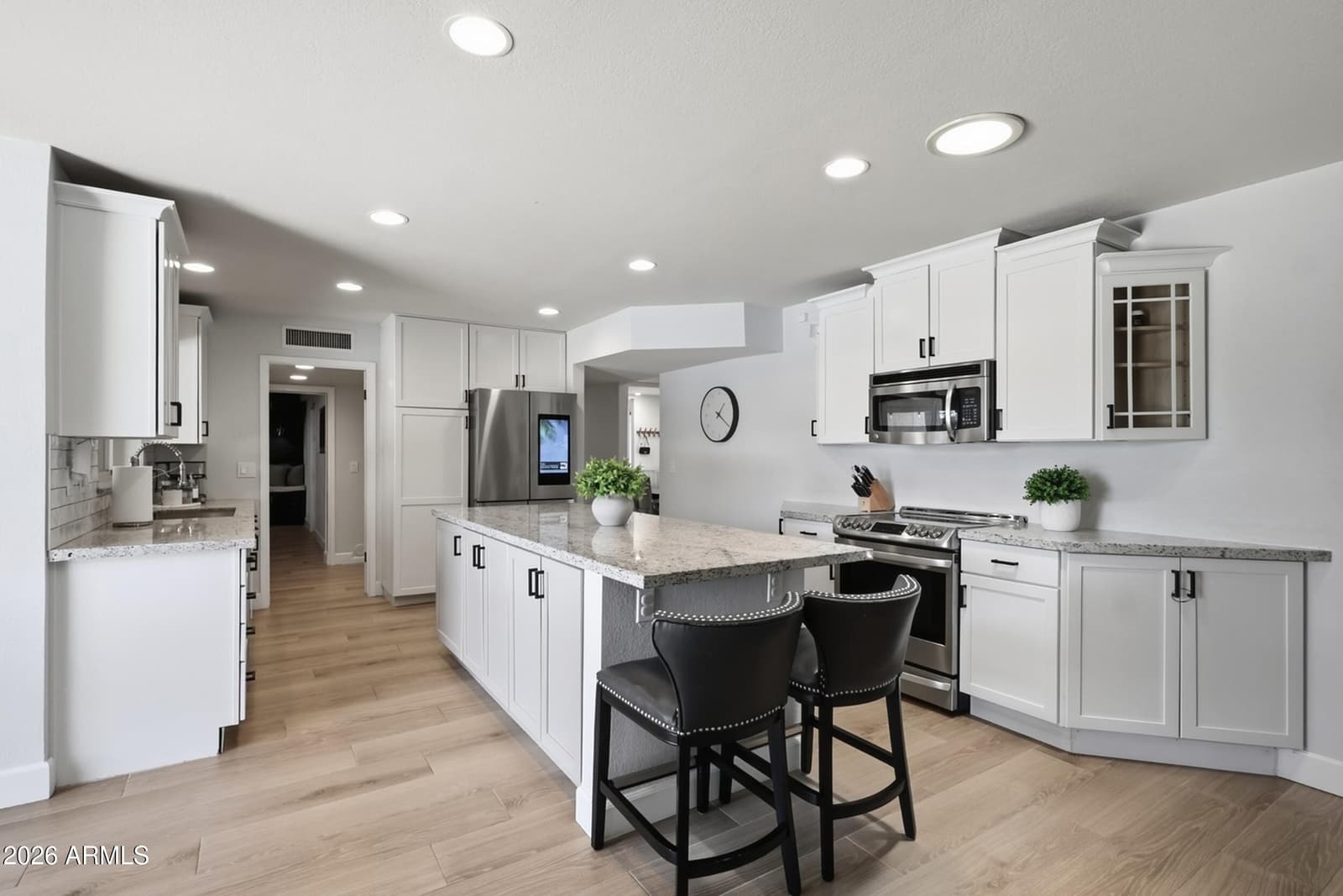 11041 N 44TH Street, Phoenix, AZ 85028 — photo 14 of 41