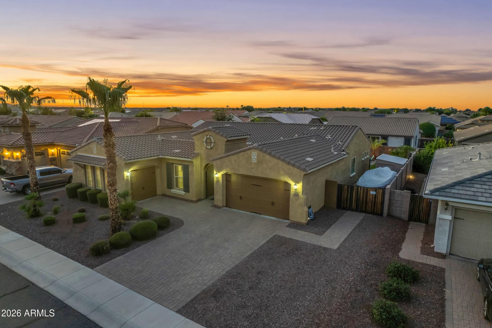 18372 W PARADISE Lane, Surprise, AZ 85388 — photo 4 of 56