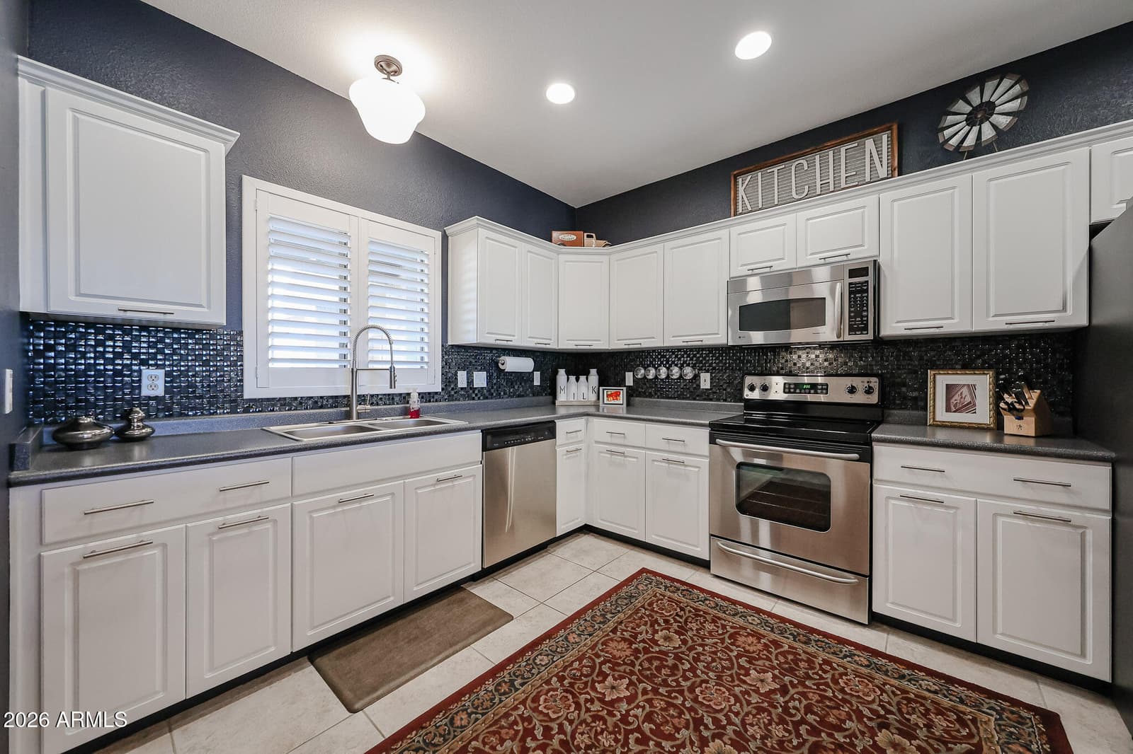 920 E DEVONSHIRE Avenue 4001, Phoenix, AZ 85014 — photo 11 of 39
