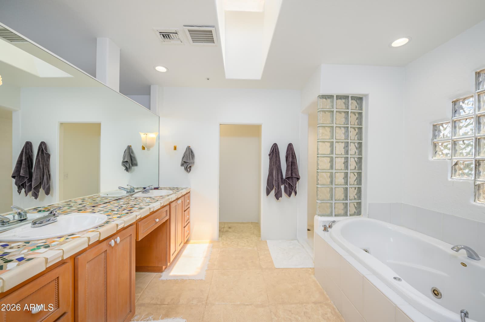 385 FOOTHILLS SOUTH Drive, Sedona, AZ 86336 — photo 17 of 46