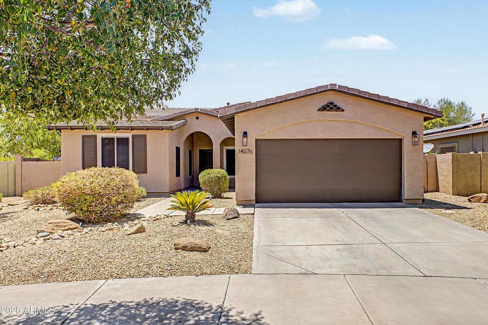 14076 N 138TH Lane, Surprise, AZ 85379 — photo 5 of 34